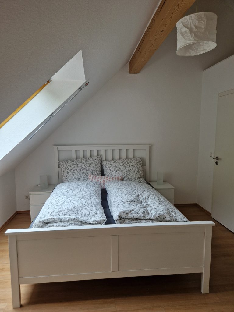 Bett